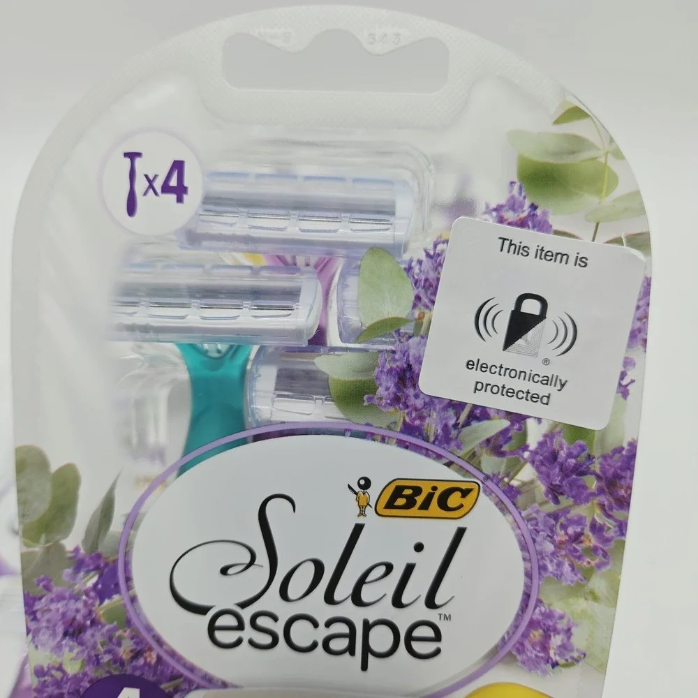 Lot 16ct Total Soleil Escape Womens Disposable Razors 4 Blades Lavender Scented